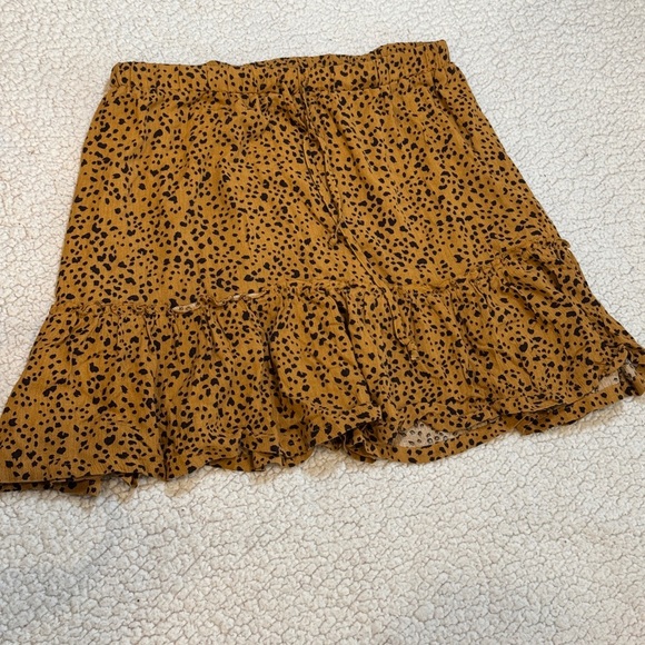 Y2K Leopard Print mini Skirt - Picture 3 of 8